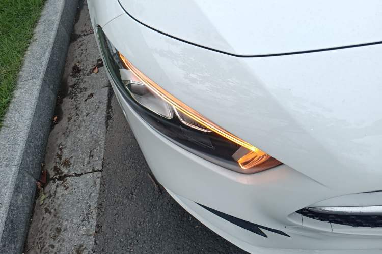 Used Mercedes-Benz A-Class 2020 Restyled A 200 L Sport Sedan Dynamic Version Right Front Headlight