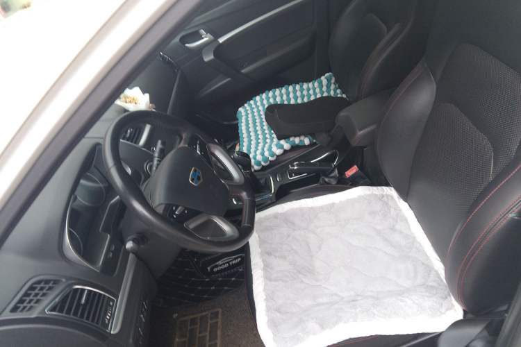 Used Geely Auto Emgrand 2015 Sedan 1.5L Manual - Top Trim Level