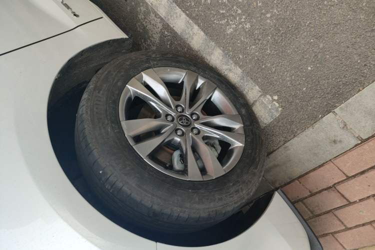 Used Toyota SIENNA 2024 2.5L Hybrid Four-Wheel Drive Prestige Edition