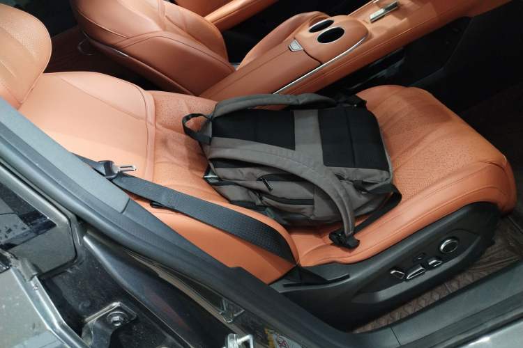 Used Deepal S07 2024 215Max Qiankun Intelligent Driving ADS SE Range-Extended Version