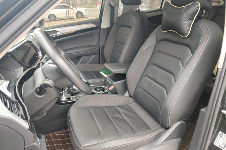 Used Volkswagen Tayron 2021 280TSI Two-Wheel Drive Luxury Smart Connectivity Version Left Front Seat