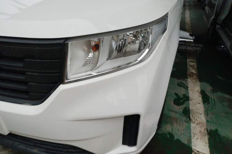 Used Wuling Hongguang PLUS 2020 1.5L Manual Standard Edition 5 Seats
