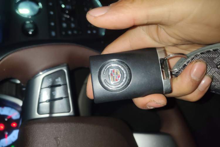 Used Cadillac SRX 2013 3.0L Leading Model