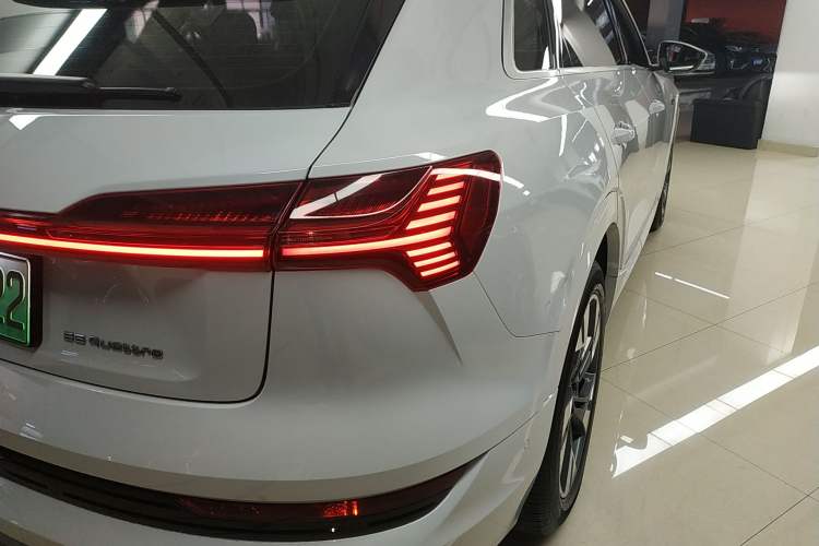 Used Audi e-tron 2019 55 quattro Fashion Edition

