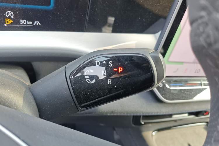 Used Volkswagen Teramont 2025 Tiguan Pro 450TSI Four-Wheel Drive Summit Edition
