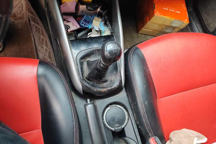 Used Kia Forte 2014 1.6L MT GL