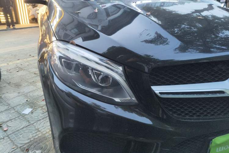 Used Mercedes-Benz GLE Coupe 2017 GLE 400 4MATIC Coupe SUV Right Front Headlight