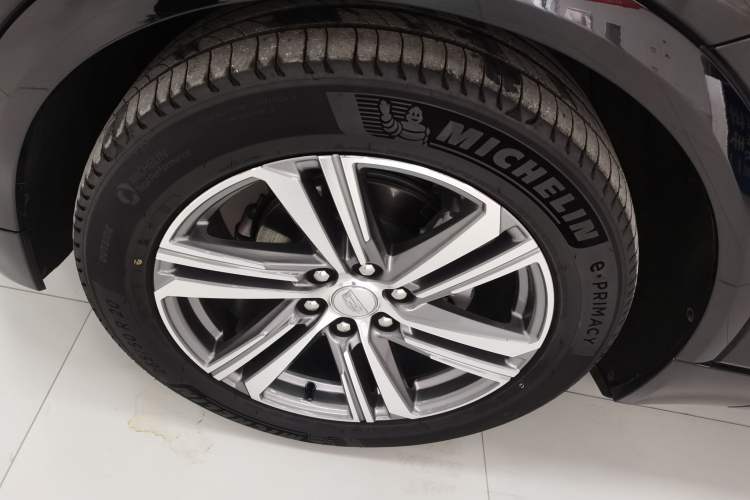 Used Cadillac LYRIQ 2022 Rear-Drive Long-Range Prestige Edition
