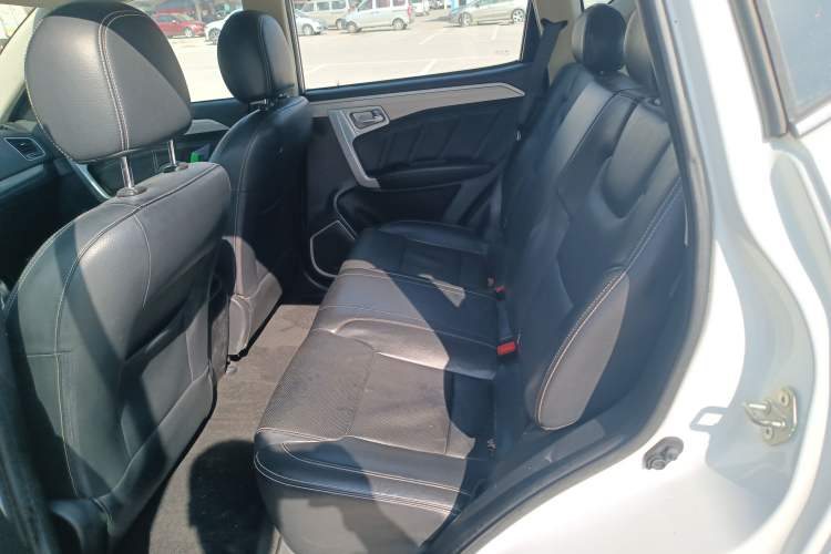 Used Geely Auto Vision X6 2016 1.8L Manual Luxury Model