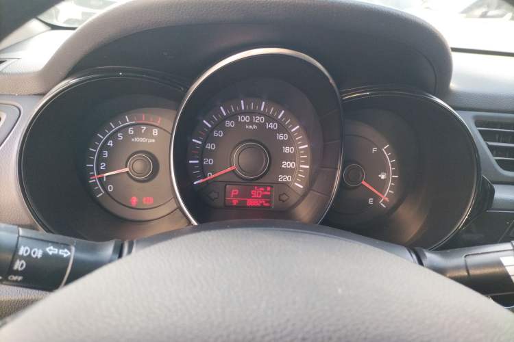 Used Kia K2 2015 Sedan 1.4L Automatic GLS