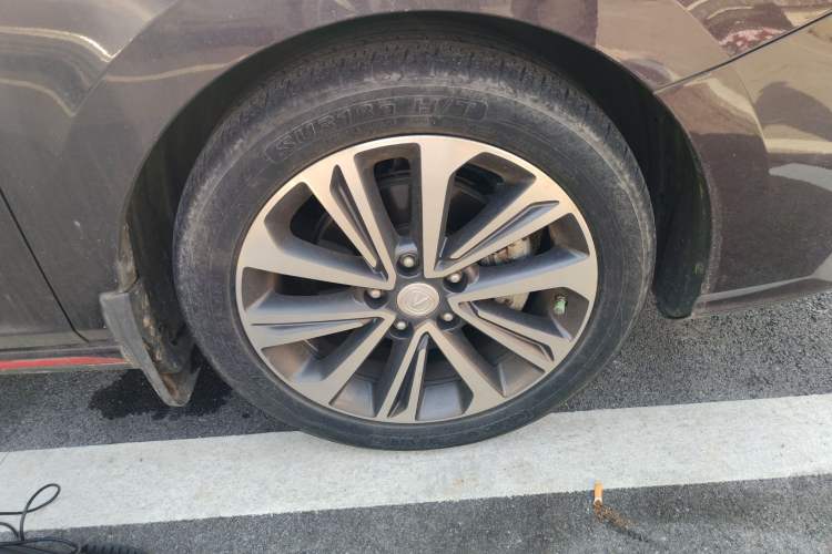 Used CHANGAN Ruicheng CC 2021 Blue Whale Edition 1.5T DCT Luxury Model Right Front Wheel Hub