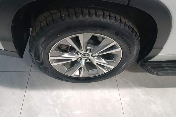 Used Toyota Highlander 2021 2.0T Four-Wheel Drive Elite Edition 7-Seater
