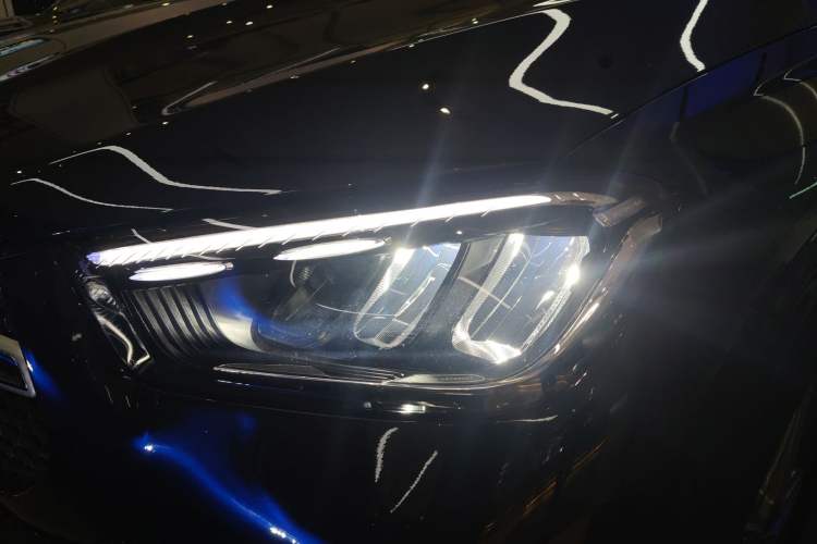 Used Mercedes-Benz GLE 2025 GLE 450 4MATIC Fashion Edition Left Front Headlight