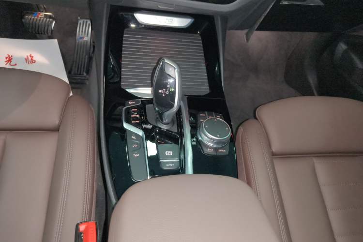 Used BMW X3 2021 Facelift xDrive25i Luxury Package Gear Lever