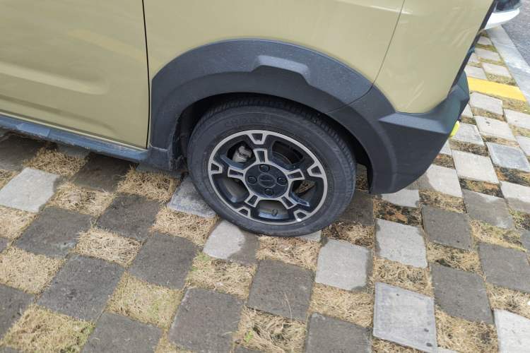 Used Geely Galaxy Panda 2024 200km Panda Rider
