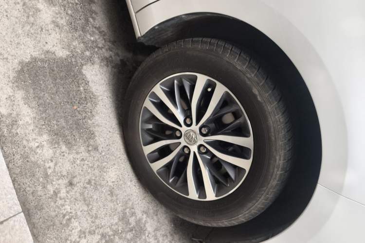 Used Buick GL8 2018 ES 28T Luxury Model China VI Standard