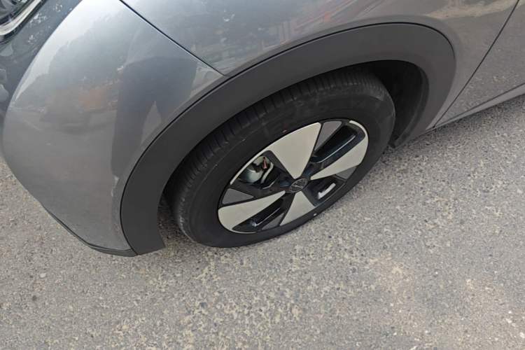Used BYD Dolphin 2023 420 km Fashion Edition
