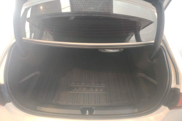 Used Mercedes-Benz A-Class 2021 A 200 L Sport Sedan Fashion Model
