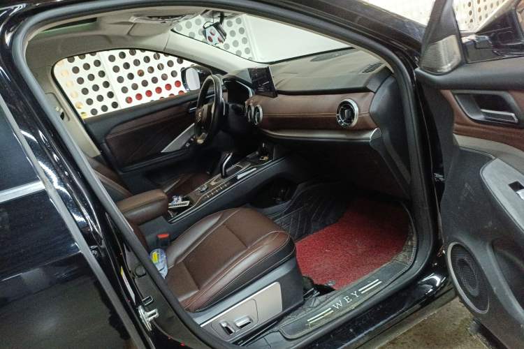 Used Wey VV6 2020 2.0T Two-Wheel Drive Smart Enjoyment+