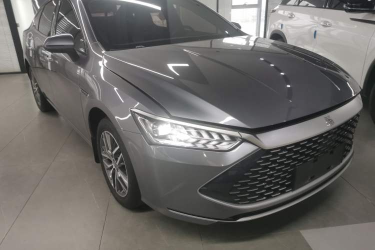 Used BYD Qin PLUS 2023 Champion Edition DM-i 120KM Beyond Model