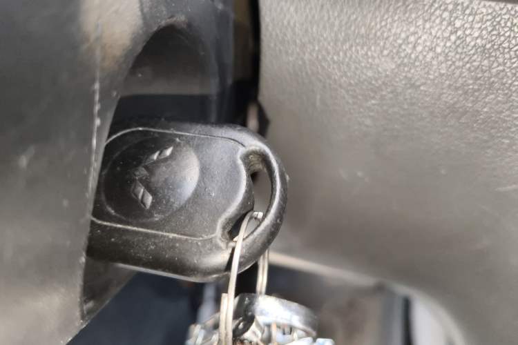 Used Wuling Hongguang 2014 1.2L Base Model China IV Vehicle Key