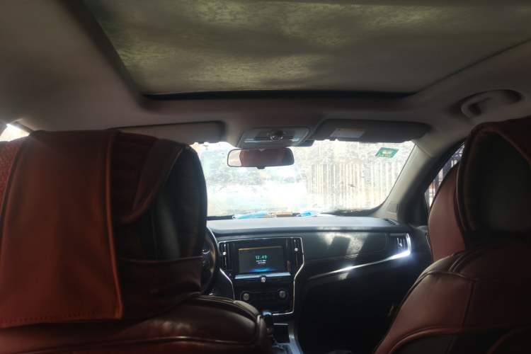 Used Roewe RX5 2016 20T Two-Wheel Drive Automatic Flagship Edition
