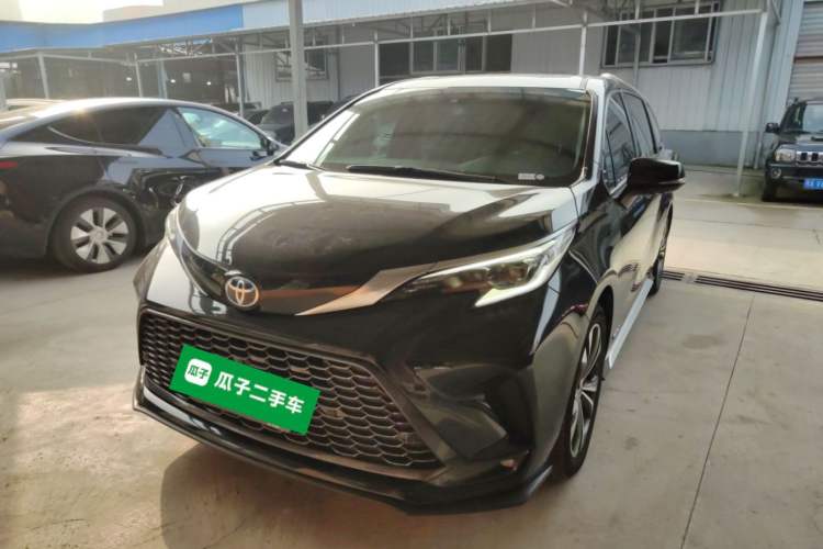 Used Toyota Granvia 2023 2.5L Hybrid Prestige VIP Edition