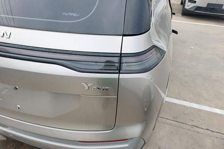 Used AION Y 2023 Plus 510 Enjoy Edition Exterior 3