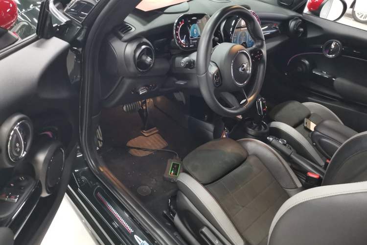 Used MINI JCW 2023 Facelift 2.0T JOHN COOPER WORKS ALL-IN