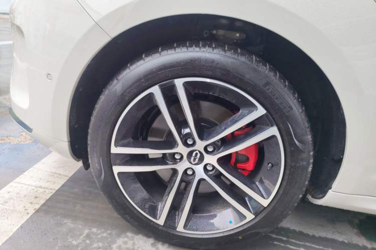 Used Hima AITO M5 2025 Extended-Range Ultra All-Wheel-Drive Version Exterior 4