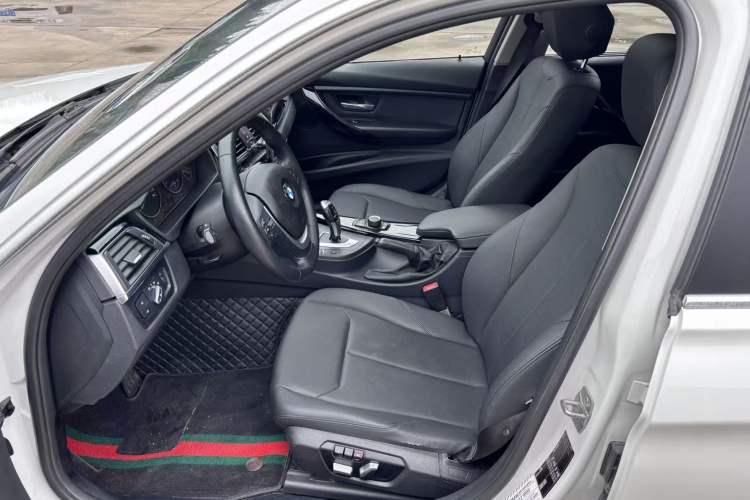 Used BMW 3 Series 2017 320Li Fashion Model
