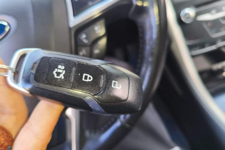 Used Ford Mondeo 2013 2.0L GTDi 200 Luxury Model
