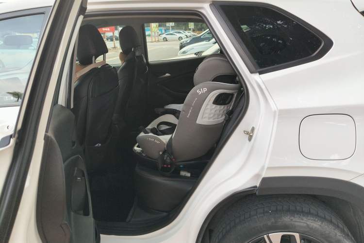 Used Chevrolet Trax 2022 Encore RS 1.5T CVT Cool