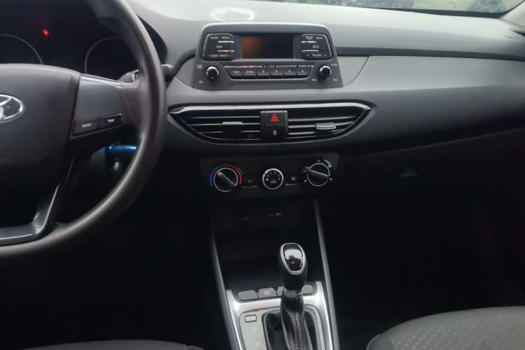 Used Hyundai Celesta 2020 1.6L Automatic GL Enjoyable Edition

