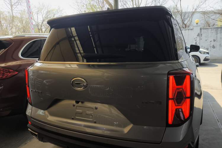 Used GAC Trumpchi GS8 2022 Linghang Series 2.0 TGDI Two-Wheel-Drive Luxury Smart Connectivity Version (7 Seats) Rear