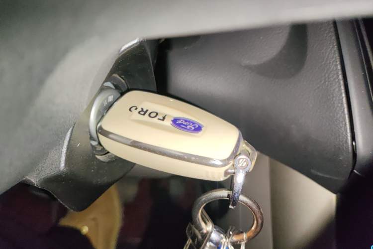 Used Ford Focus 2015 Sedan 1.6L Automatic Comfort Model
