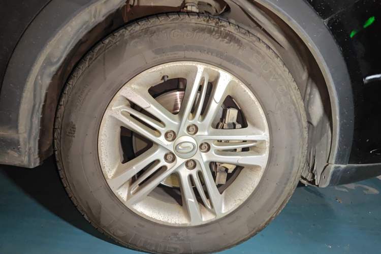 Used GAC Trumpchi GS5 2013 2.0L Manual Two-Wheel Drive Special Edition in Light Interior
