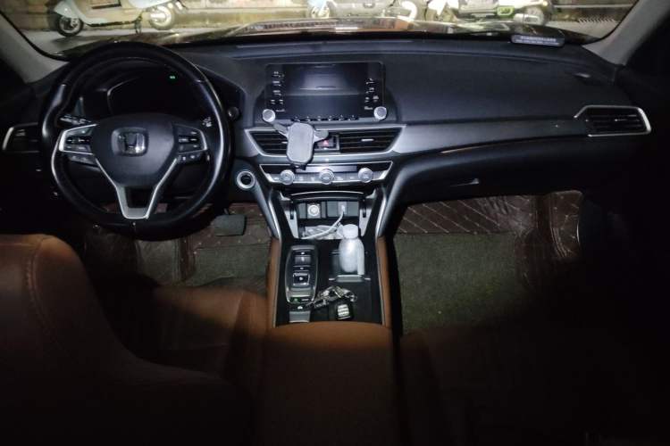 Used Honda Inspire 2019 Rui Hybrid 2.0L Jing Shang Edition China V Emission Standard
