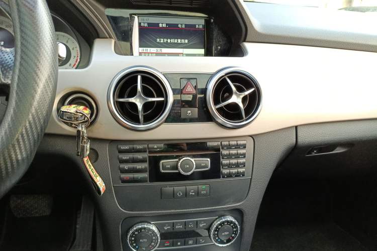 Used Mercedes-Benz GLK-Class 2014 GLK 200 Standard Model
