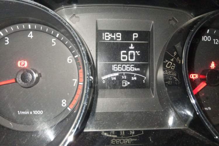 Used Volkswagen Bora 2013 1.6L Automatic Comfort Model
