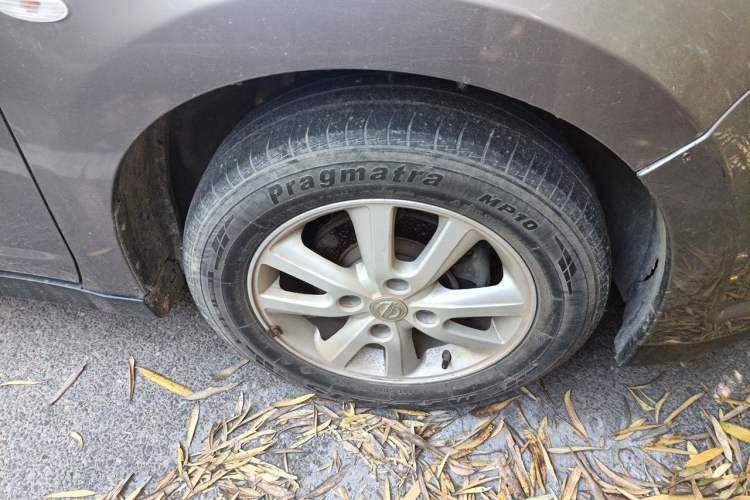 Used Venucia D50 2013 1.6L Manual Fashion Edition
