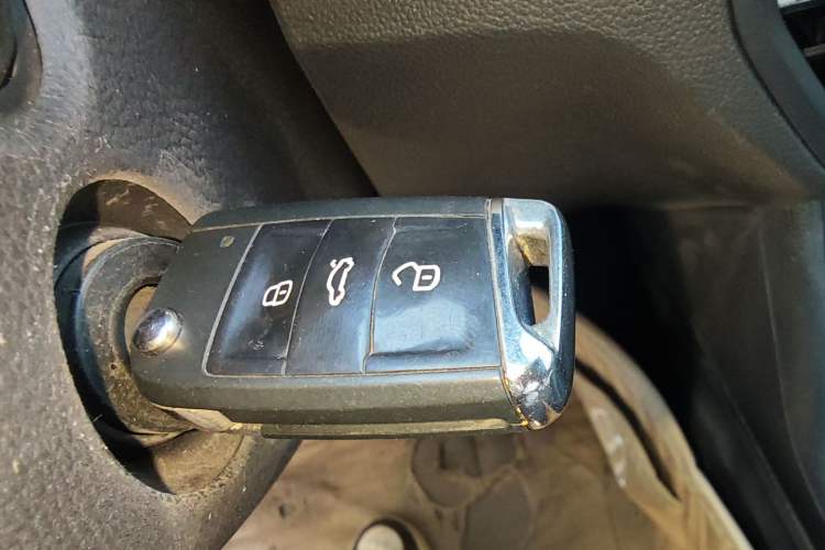 Used Volkswagen Lavida 2019 280TSI DSG Comfort Edition China VI standard Interior 1