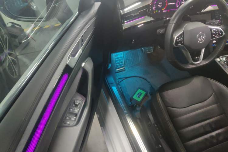 Used Volkswagen FAW-Volkswagen CC 2023 380TSI Striking Edition
