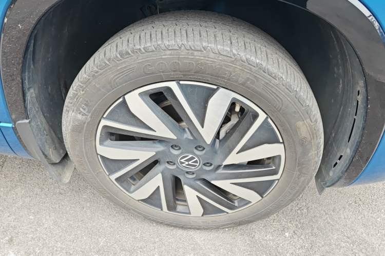 Used Volkswagen Tayron 2023 Revised Version 380TSI All-Wheel Drive R-Line High-Energy Edition Right Front Wheel Hub