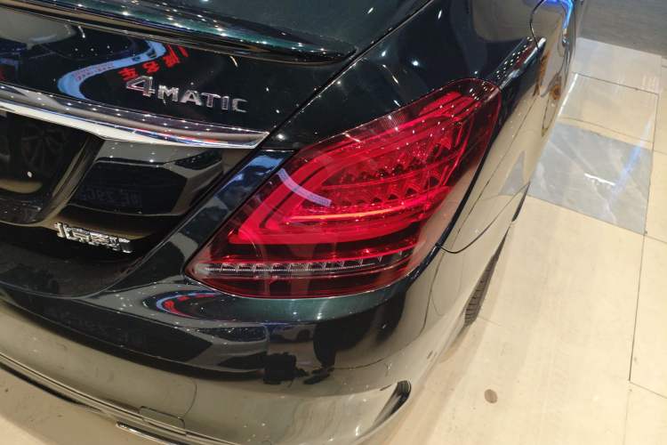 Used Mercedes-Benz C-Class 2019 C 260 Sport Edition 4MATIC Right Rear Taillight