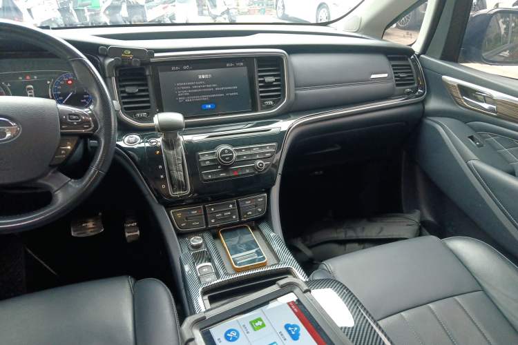 Used GAC Trumpchi M8 2018 320T Luxury Edition
