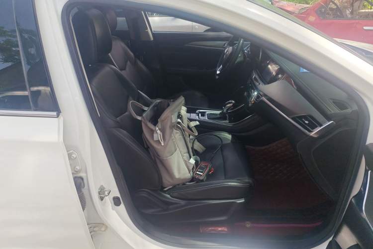 Used CHANGAN Eado 2018 1.6L GDI Automatic Fashion Edition
