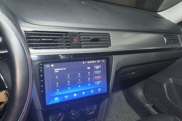 Used Volkswagen Bora 2016 1.6L Automatic Comfort Model Audio And AC Panel