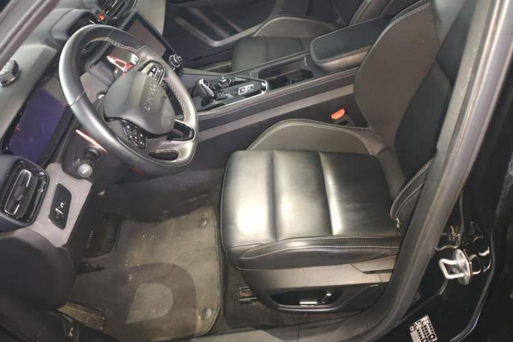 Used Lynk & Co 03 2022 1.5TD DCT JingPlus Left Front Seat