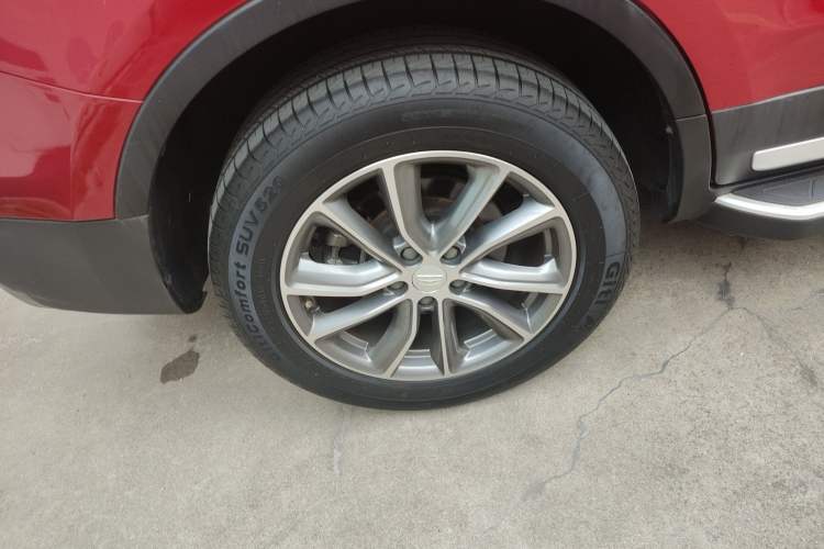 Used Geely Auto Emgrand X7 Sport 2018 1.8TD Automatic Two-Wheel Drive Smart Connect 4G Internet Edition Right Rear Wheel Hub